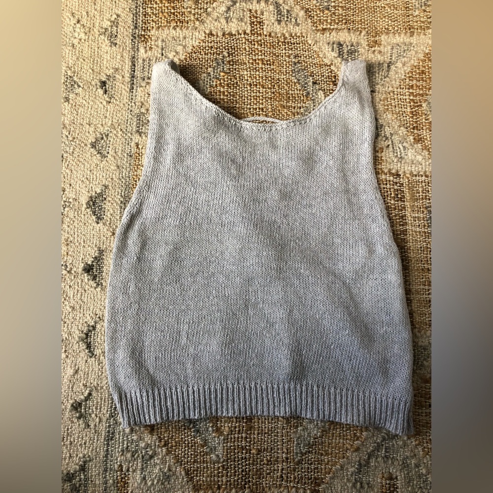 Loose-Fit Tank Top - S/M